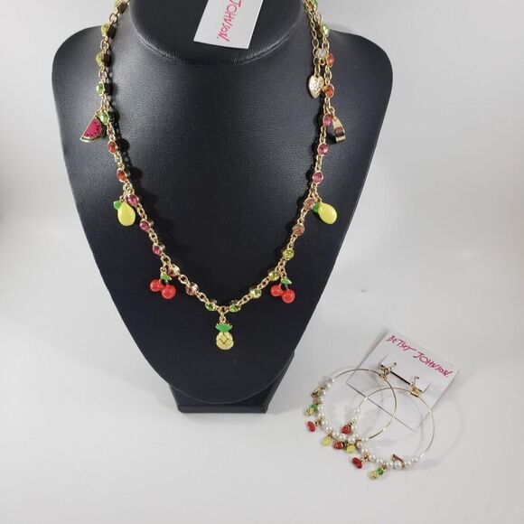Betsey Johnson. 100% Authentic Set - Picture 1 of 4